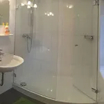 Kreuzlauhof 度假居 *